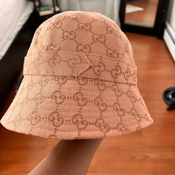 Gucci GG Canvas Bucket Hat - Picture 2 of 6